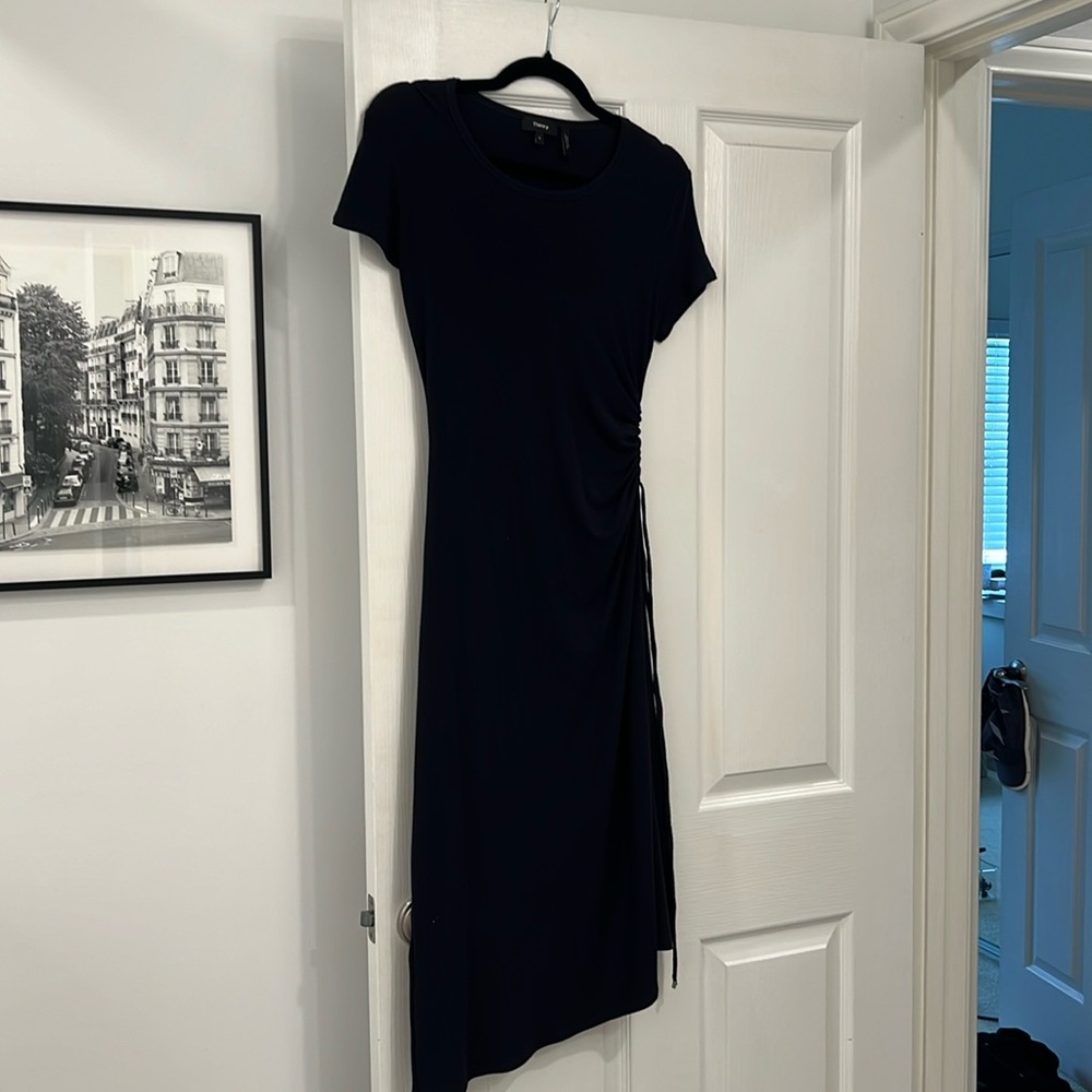 Theory navy blue midi dress, size small!